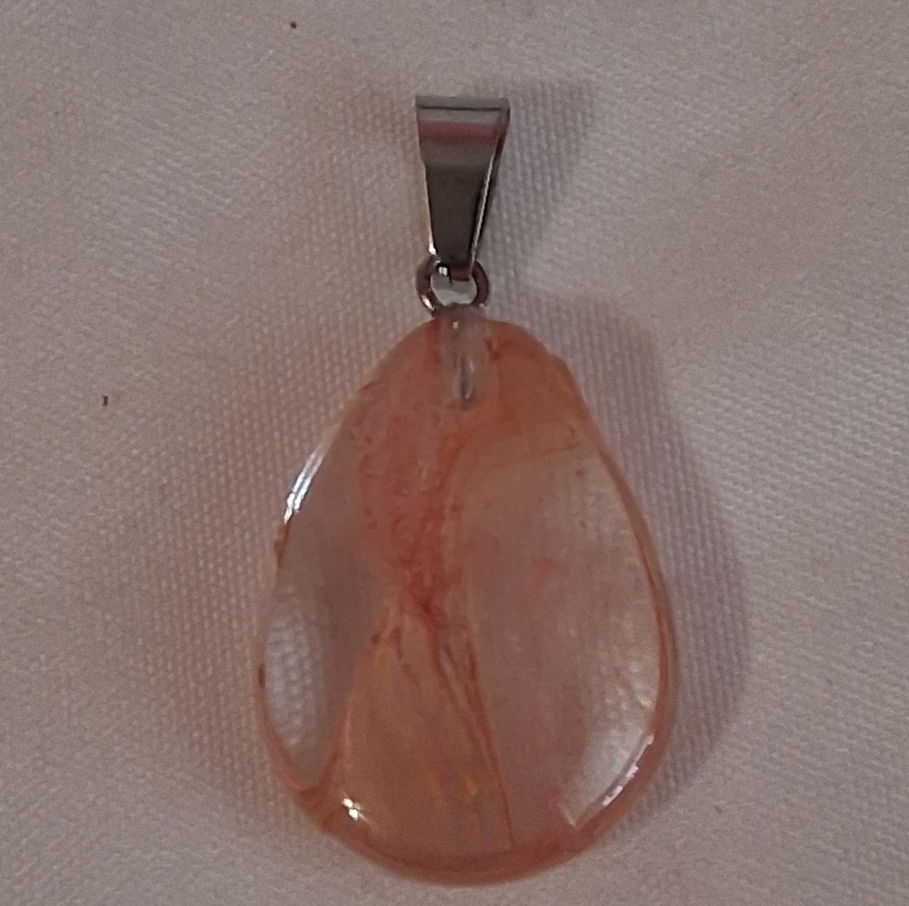 🆕️ Teardrop Hematoid/Cherry Quartz Pendant